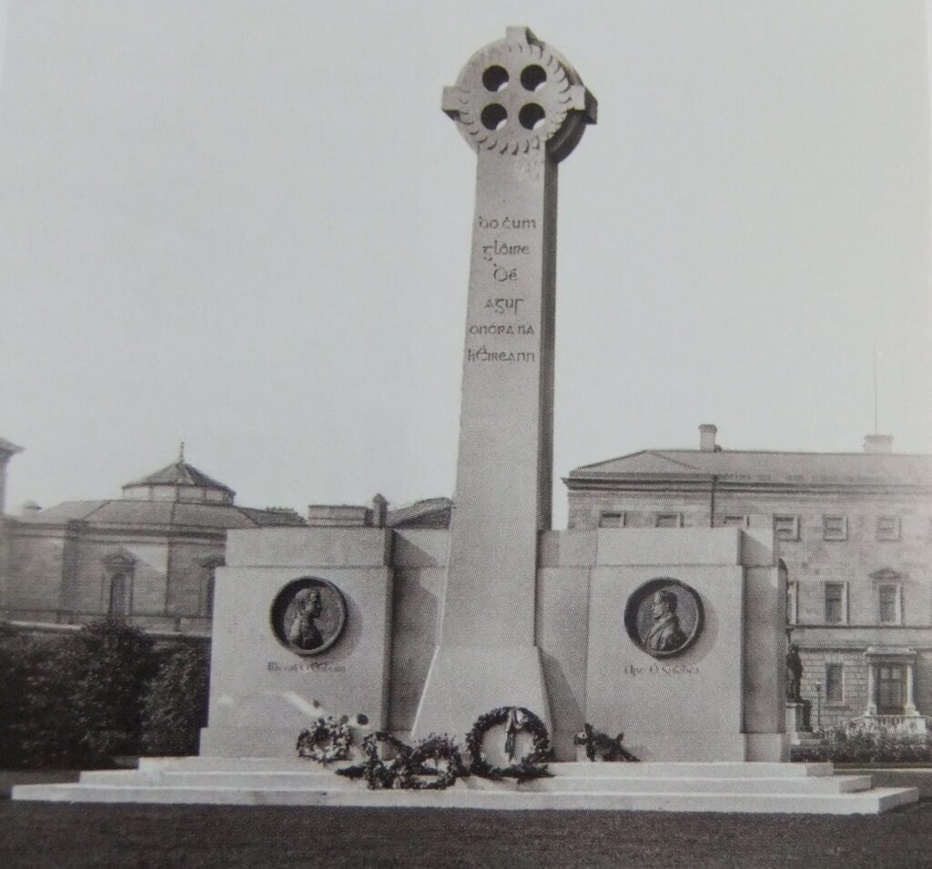 Memorial-Cenotaph-to-AG-MC-1923-George-Atkinson-AGP.jpg